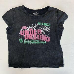 Hollister Distressed Cotton Grunge Skater Black Gray Graphic Shirt Women Small